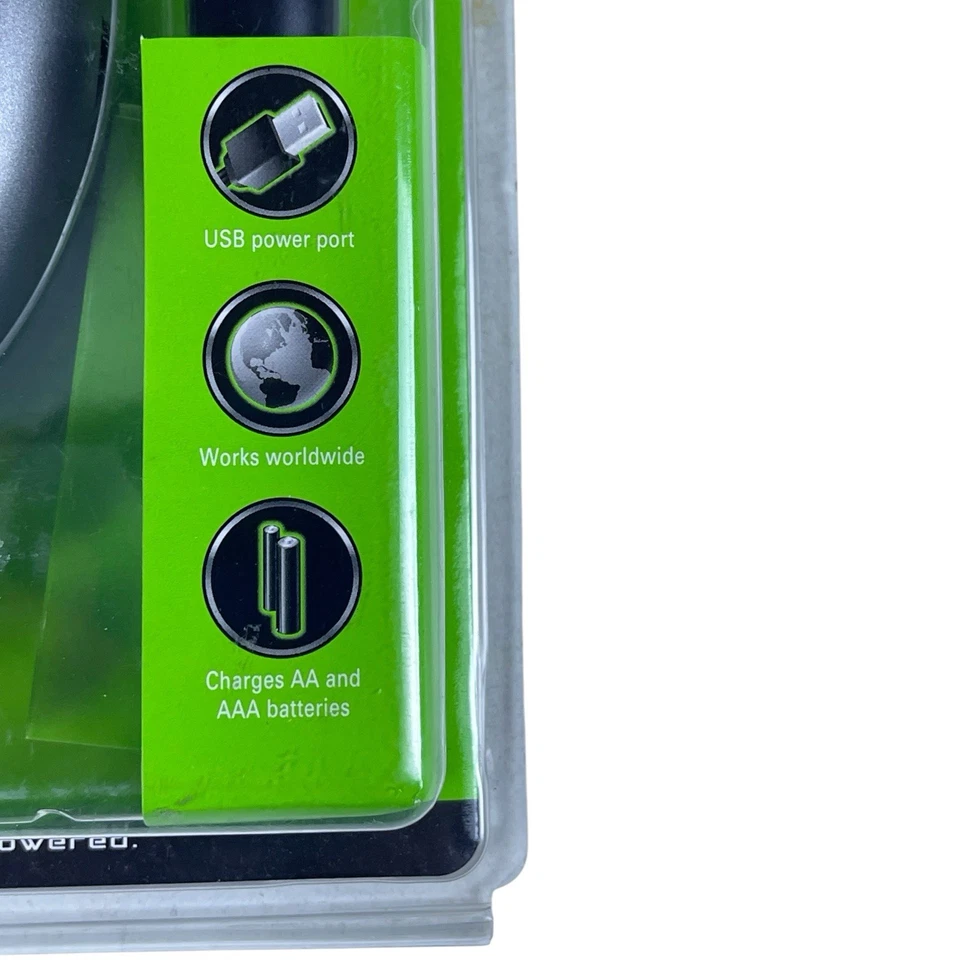 RadioShack Enercell 23-775  2 Bay Travel Battery Charger AA /AAA w/ USB Out Port - Image 3 of 4