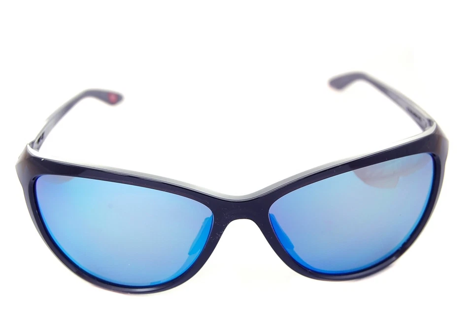 Gafas de sol ovaladas Oakley Pasque polarizadas 9222-07 para mujer TINTA NEGRA PRIZM AGUAS PROFUNDAS Foto 2 de 4