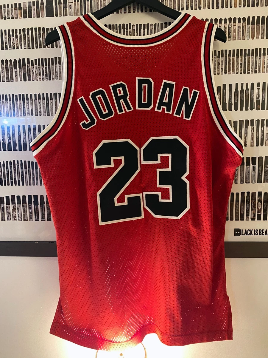 Michael jordan best sale first jersey number