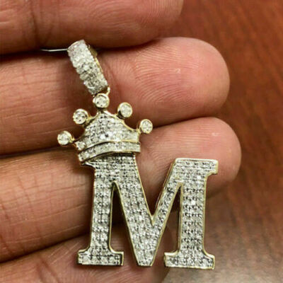 2 Karat simulierter Diamant runde Initiale ''M'' Königskrone Anhänger 14...