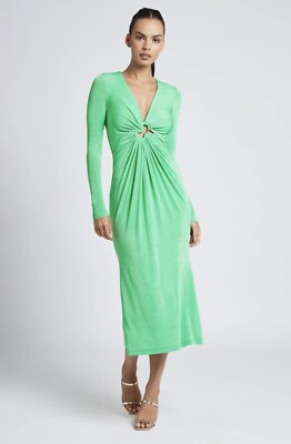 green emerald velvet dress Sheike Giselle Gown in Jade Green – WMIYHire main image 0