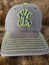 NY Yankees New Era Kids Hat Size 52CM - New With Tags