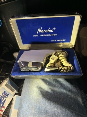 Norelco SC 8010 Electric New Speed Shaver w/ Case - Tested WORKS