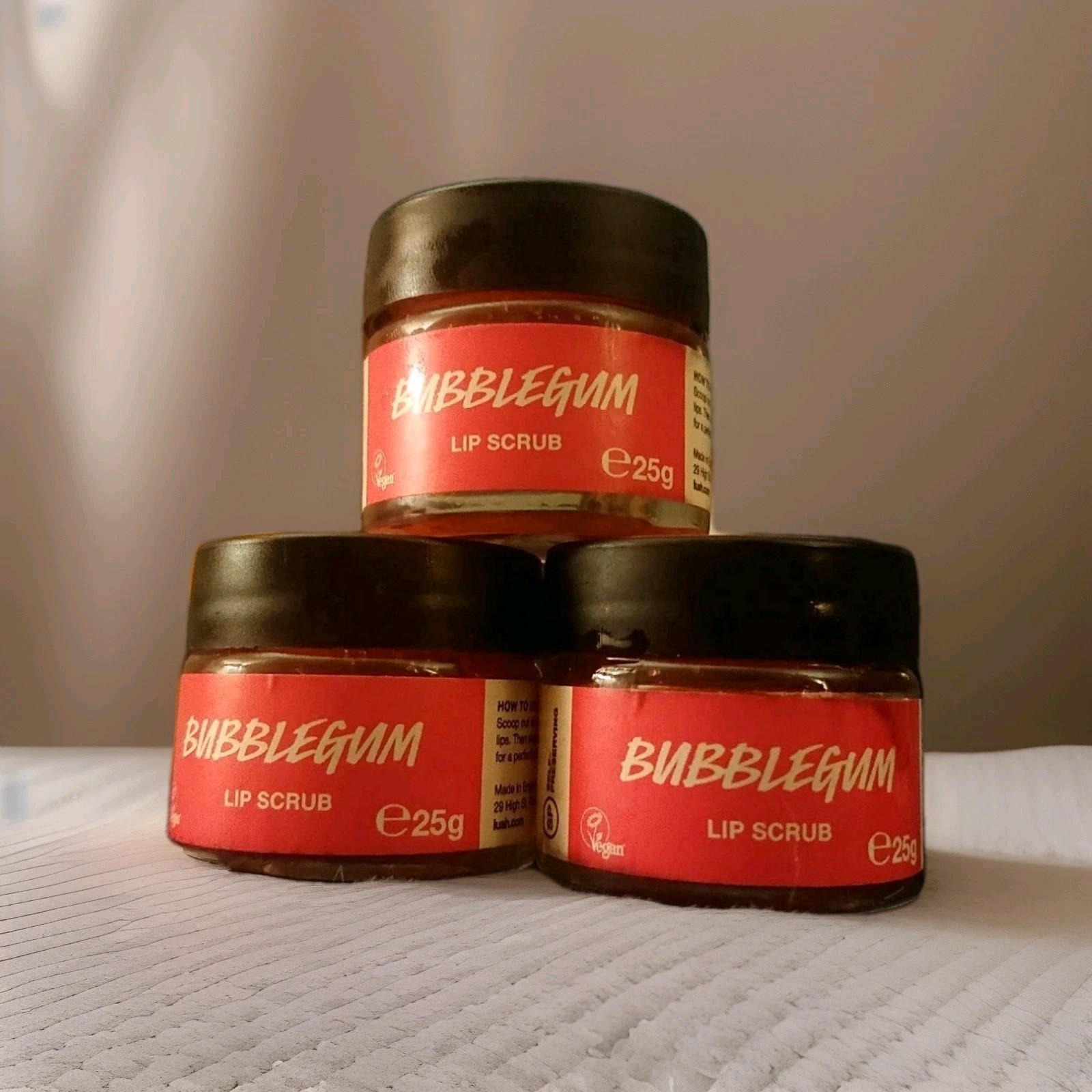 NEW 🫧💋 LUSH Bubblegum Lip Scrub 25g