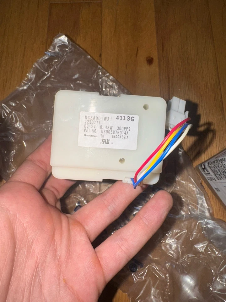 Refrigerator Air Baffle Damper Diffuser WP2221296 , Bosch, Thermador NSBA001WA1 - image 4 of 4