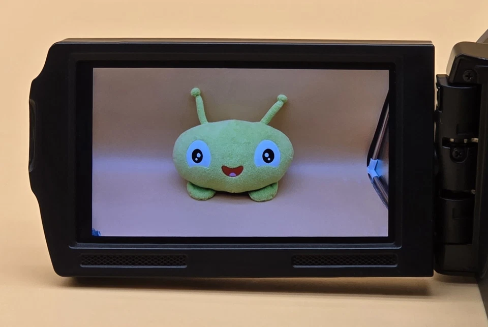 SONY HDR-CX560E Handycam Digital Camcorder With 64GB HDD And Nightshot. - Image 4 of 4