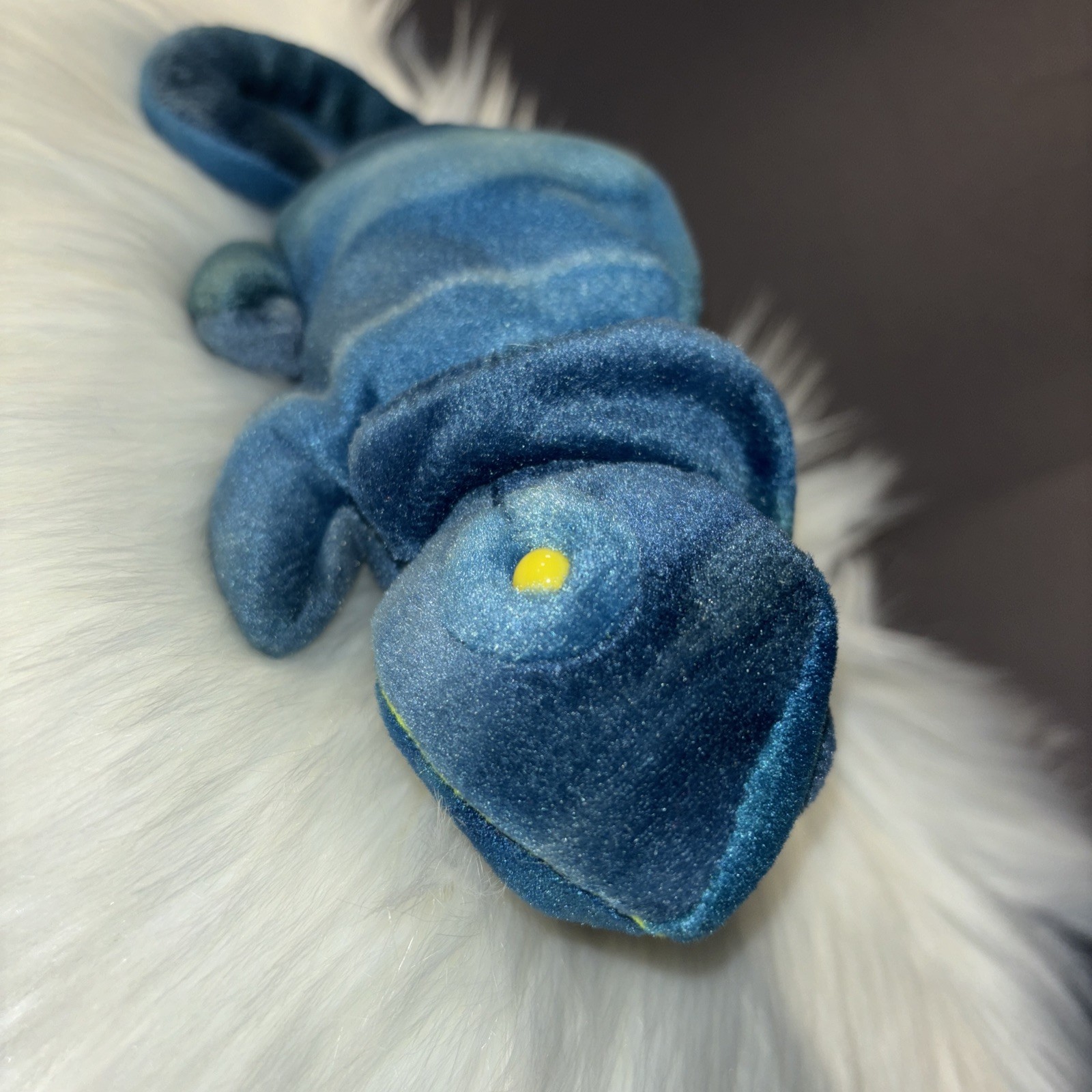 Ty Beanie Baby 9 Inch Rainbow The Iguana Chameleon 1997. PVC Retired