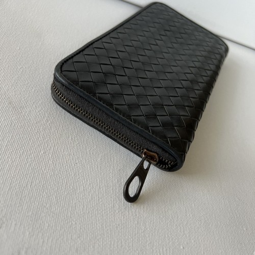 Bottega Veneta Intrecciato Lambskin Zip Around Long Wallet Authentic - Picture 3 of 19