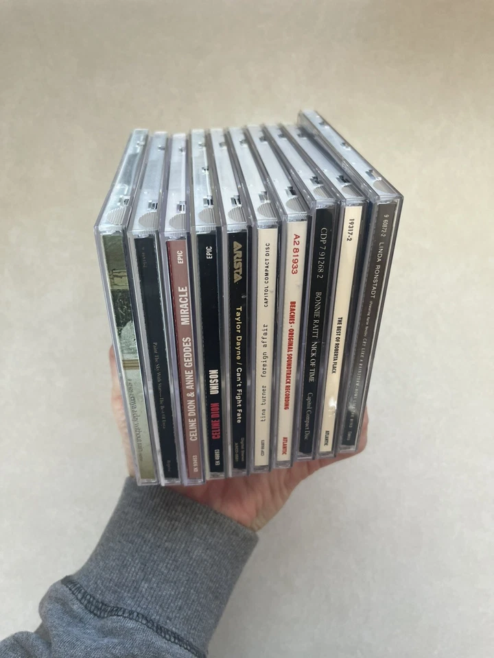 Лот из 10 поп-компакт-дисков с чехлом и оригинальными художественными работами художницы Селин Дион Эния Тина - Изображение 4 из 4