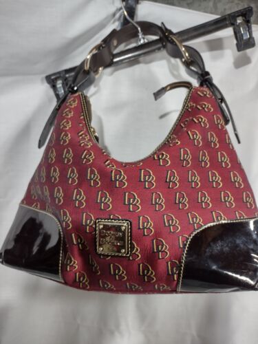 DOONEY & BOURKE Hobo Slouchy Shoulder Bag Red Black Patent Leather Trim Signatur - Picture 1 of 12