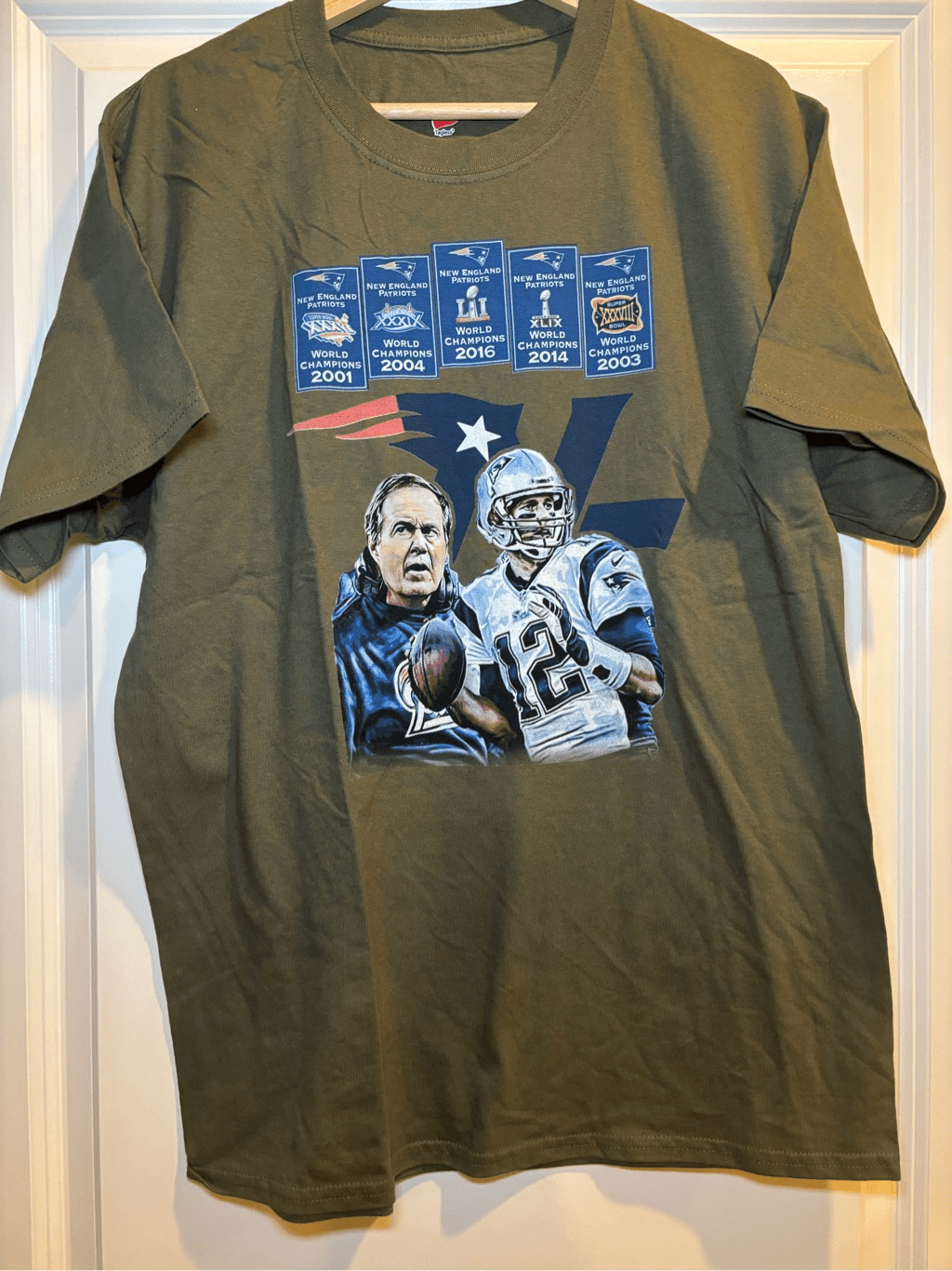 New England Patriots NFL T-shirt size L for men
