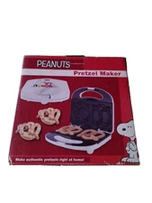 PEANUTS SNOOPY PRETZEL MAKER NEW