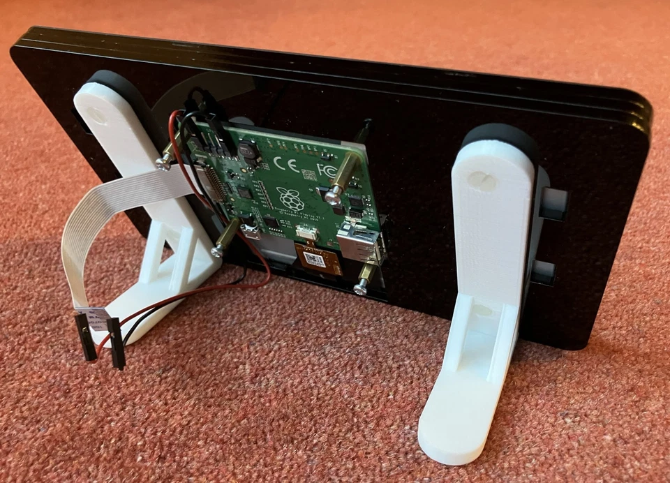 Raspberry Pi Official 7" Touch Screen LCD with frame and white supports/feet - Image 2 of 4