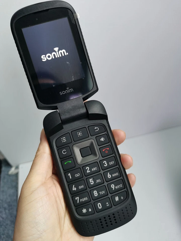 Sonim XP3800 - 8 GB - Black Unlocked  microSDXC fully working Rugged flip phone - Image 3 of 4