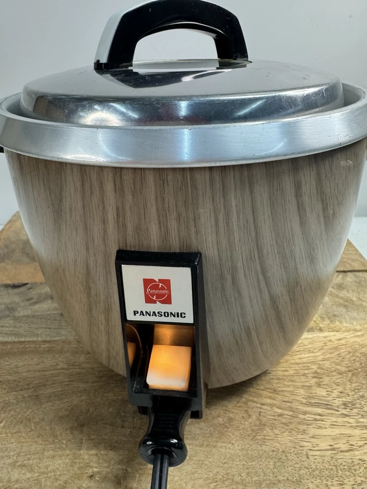 Cocina vaporera vintage Panasonic Rice O Mat modelo SR-10EG probada grano de madera como nueva Foto 2 de 4