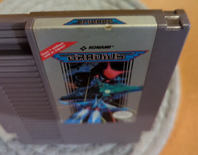 Gradius (NES, 1986) testato/funzionante, include manuale