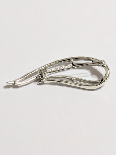 Sarah Coventry Vintage Silver Tone Wave Brooch/Pin. Textured. 3/4" X 2 3/4". - Picture 13 of 20