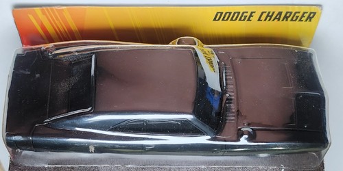 Mattel FAST & FURIOUS 8 Dom's Auto Shop Customizers Playset 17 Sounds & Phrases - Picture 6 of 6
