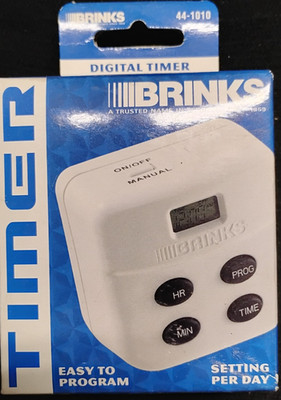 Brinks 500W Security Programmable Single Outlet Digital Timer Model 44-1010