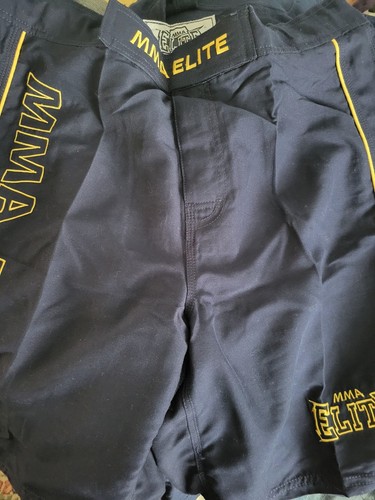 Lettrage noir jaune Mma Elite taille L neuf sans étiquette