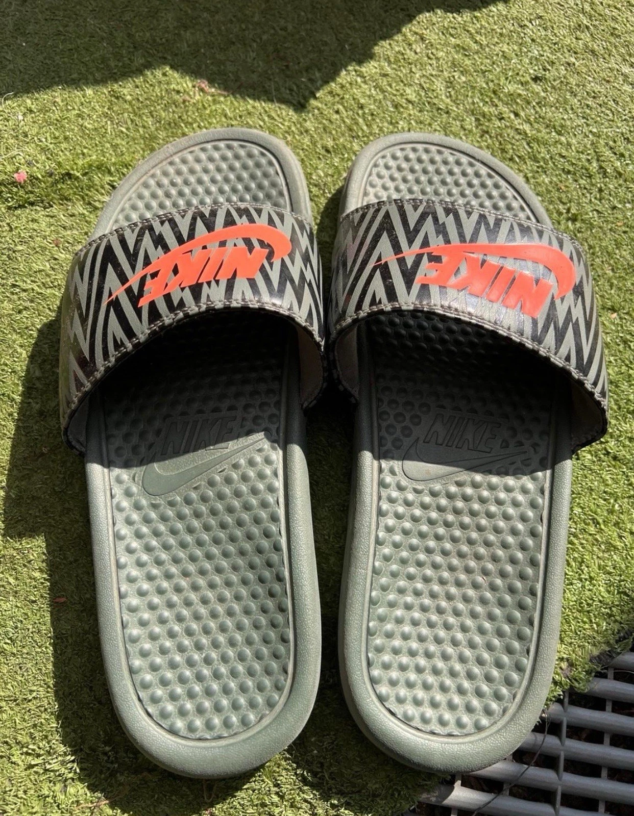 NIKE slide uomo taglia 6 5 colore grigio usate ma in ottime condizioni