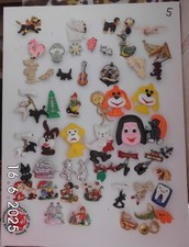 Sammlung von Kinderabzeichen, Hutabzeichen, Souvenirs, Andenken (5)