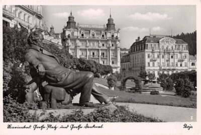 801795) Postcard Goetheplatz and monument Mariánské Lázně Sudeten 