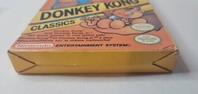 Nintendo NES Donkey Kong Classics Game With Manual & Box Mattel (CIB) Complete 
