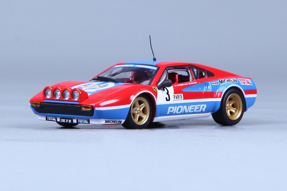 BBURAGO 1:43 FERRARI 1982 308 GTB DIECAST MODEL RACING CAR NEW IN BOX
