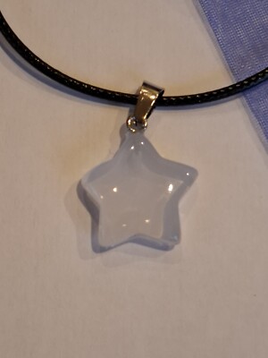 Necklace White Cloudy Glass Star Pendant 18'' Cord Necklace 