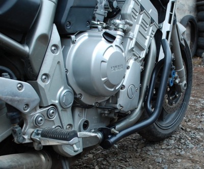 Yamaha FZ1 FZ6 Fazer 600 1000 Achse Crash Sturzpad Vorne & Hinten