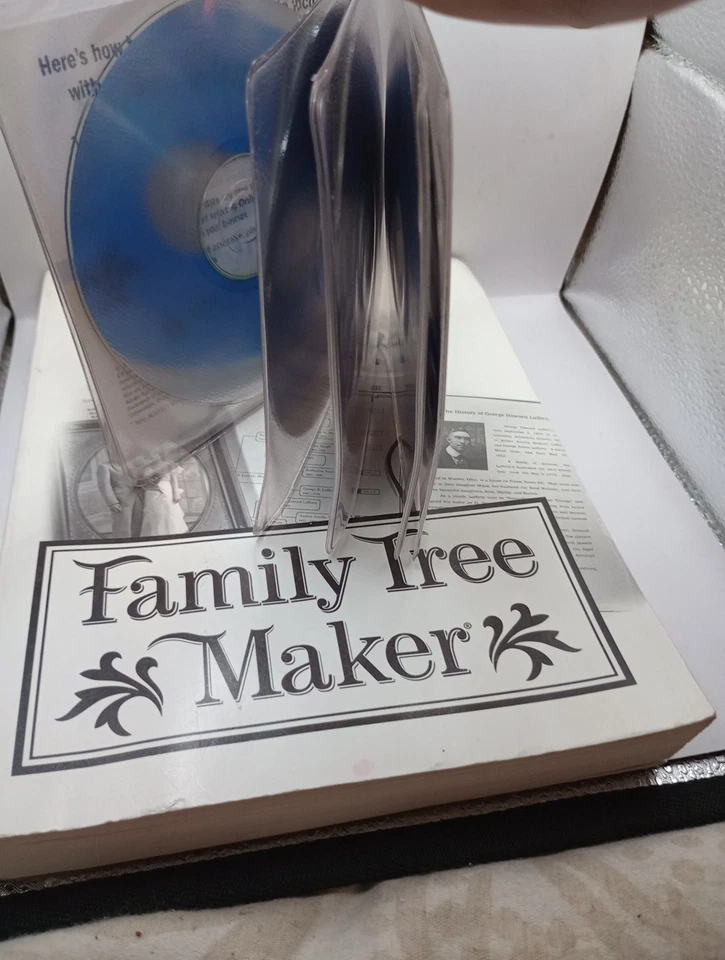 Broderbund Family Tree Maker 6.0 Set Incomplete 1998 - Image 2 of 4