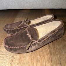 UGG Womens Dakota Dark Brown Moccasin Slippers Size 5 Sheepskin Shearling