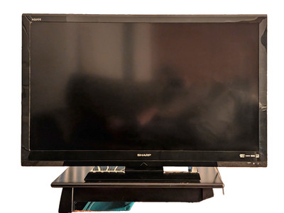 Sharp LC-42LE540U Aquos 42'' Diagonal Smart Flat Screen TV w/ Stand with Remote