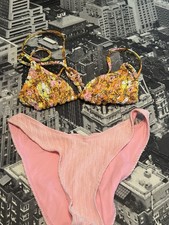 Bikini  Women  s  Top M  Bottom S 