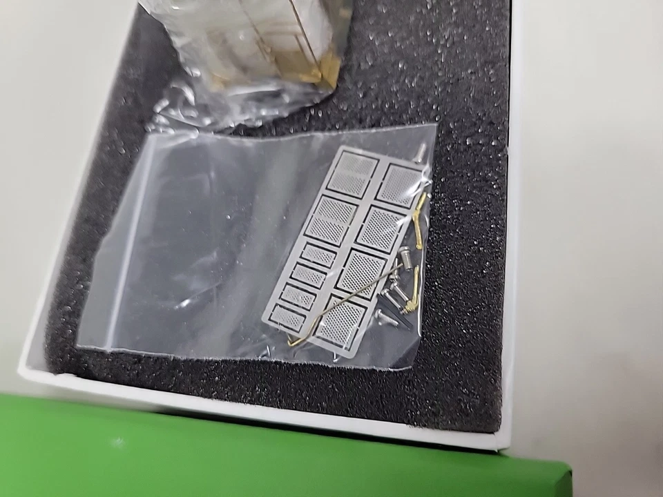 Overland Models Brass OMI-3870 HO D&H Delaware Hudson Bay Window Caboose NOS - Image 4 of 4