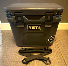 YETI Roadie 15 Hard Cooler w/ Shoulder Strap, Gray