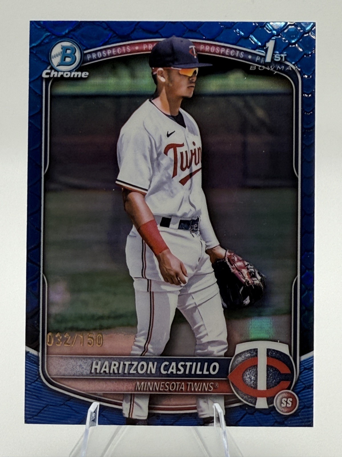 2025 Bowman Chrome Haritzon Castillo 1st Twins Blue Reptilian Refractor /150
