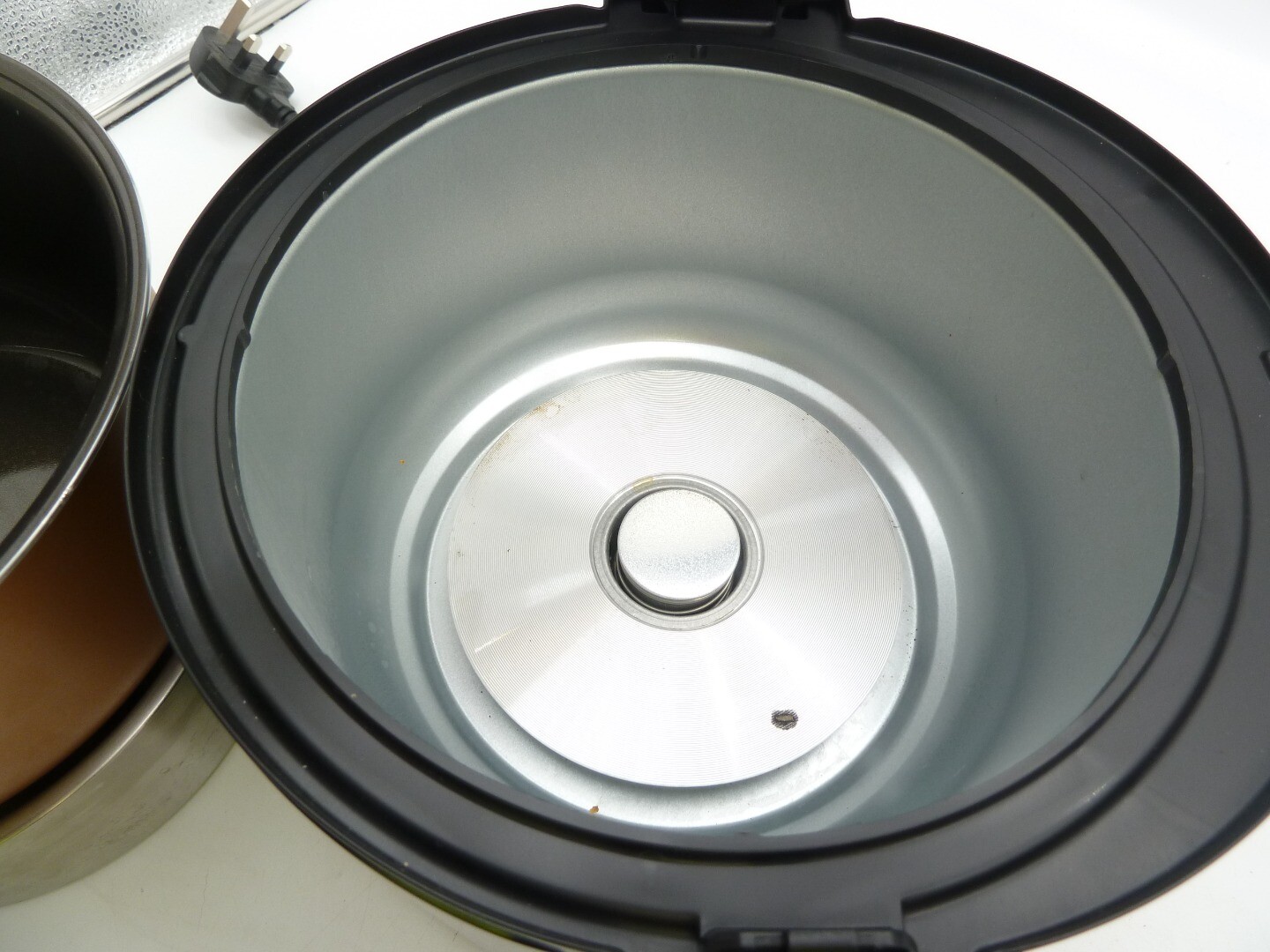 YUM ASIA BLACK KUMO YUMCARB RICE COOKER MODEL YUM EY10D & INSTRUCTION