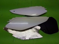 @ Yamaha DT125X DT125R DT125RE DT Seitenverkleidung Satz mit Hitzeschutz weiß
