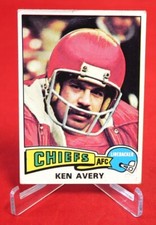 Ken Avery TOPPS Football Card 1975 #306 NFL EX-NM 