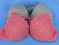 Shade Shore Underwire Padded Plunge Bikini Top Lot Size 34B C4708