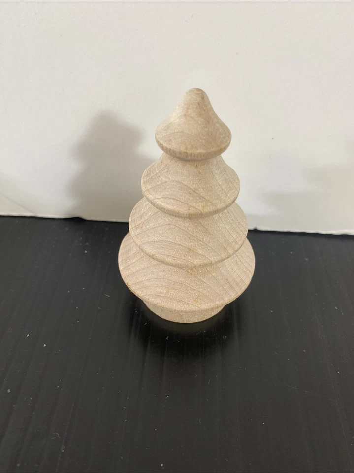 LOTE ARTESANAL DE 54 PIEZAS ARTESANALES DE MADERA DE PINO (2-3/4" de alto x 1-3/4" de diámetro) NO PRECINTADO Foto 2 de 4