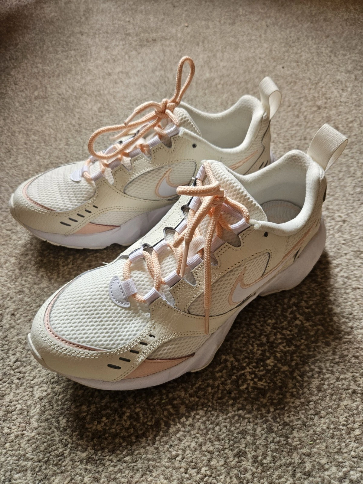 Nike Air Heights scarpe da ginnastica donna CI0603 107 UK 5.5 EU 39 usate una volta