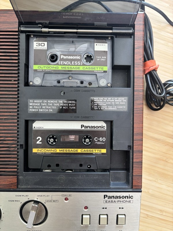 Panasonic EASA-PHONE KX-A51 Vintage Cassette Answering Machine w/ Remote