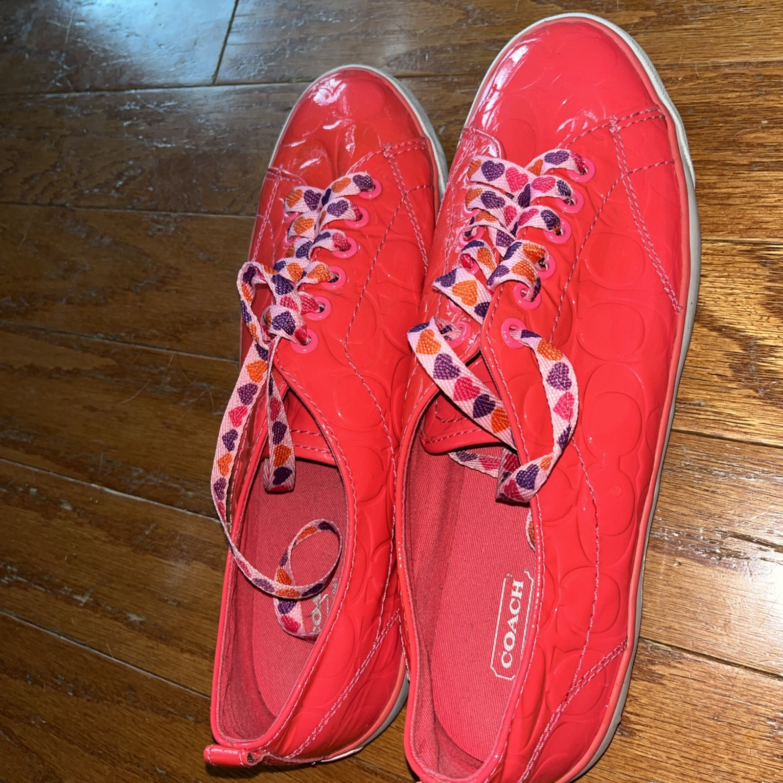 SAOLA Sneakers Coach donna City sole skate vernice lucida firma in corallo taglia 11B