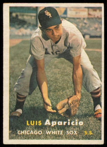 1957 TOPPS LUIS APARICIO CHICAGO WHITE SOX #7 EX