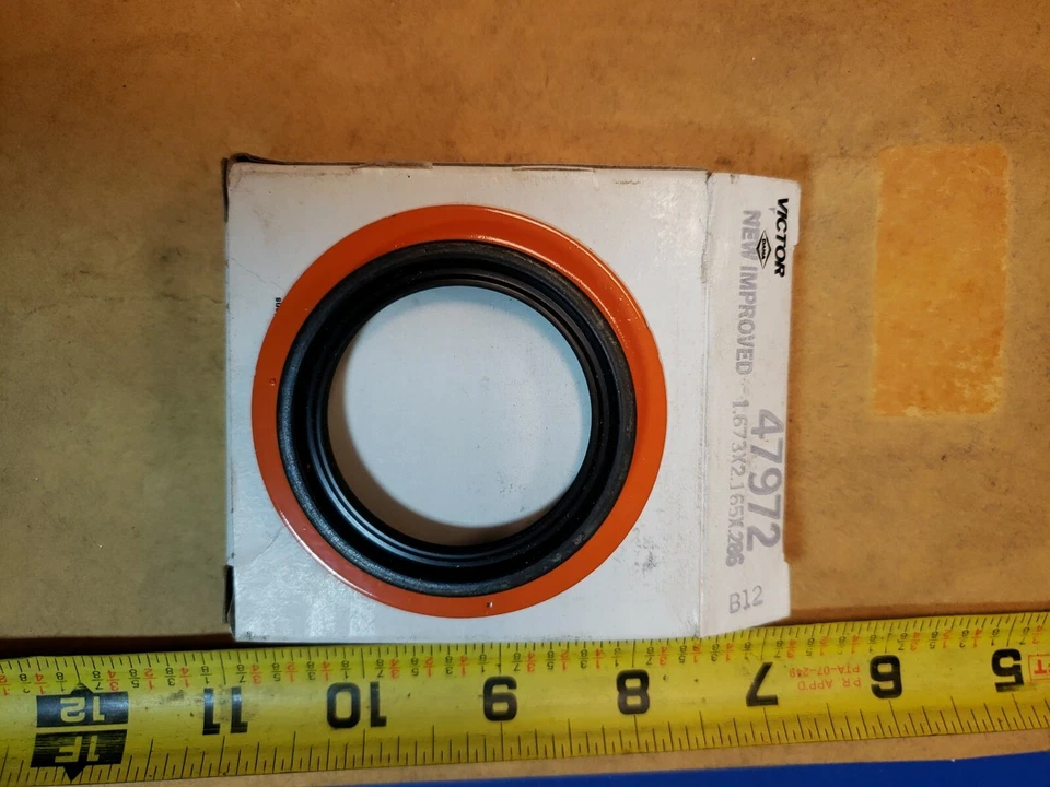 NOS GENUINE VICTOR 47972 DRIVE AXLE SHAFT SEAL NEW IN BOX FREE SHIPPING ! - Image 2 of 3