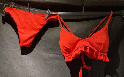 Zaful roter Triangel-Rüschen  Bikini M  Neu mit Etikett