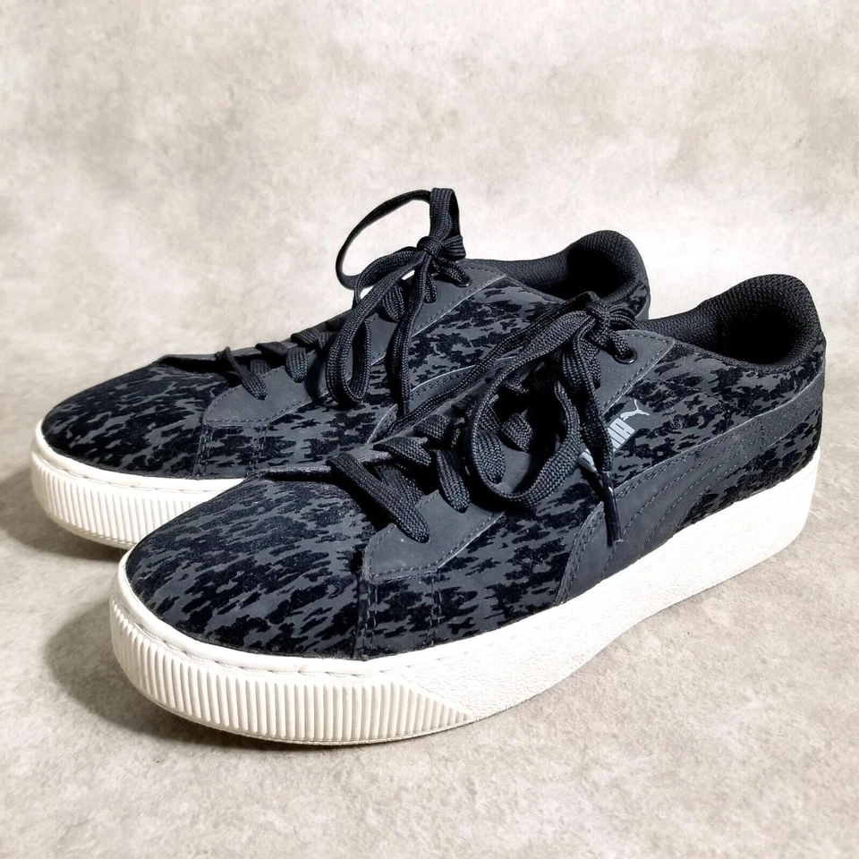 Tênis plataforma Puma feminino Vikky 363730 tamanho 8 veludo preto com cadarço - Imagem 3 de 4
